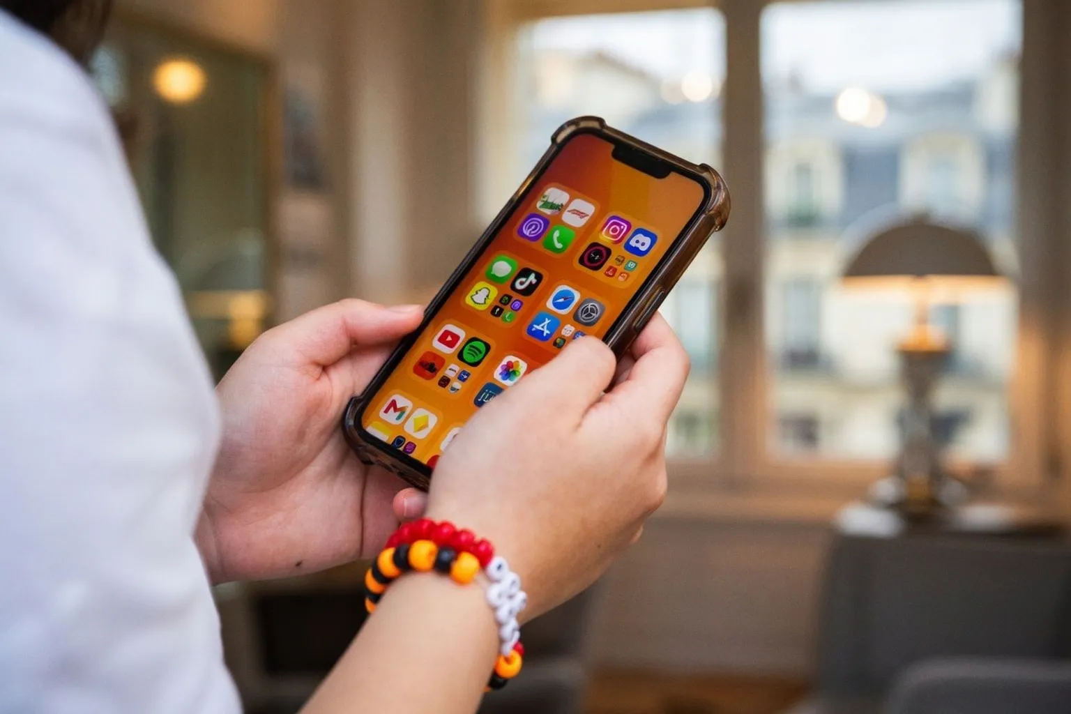 La téléconsultation vidéo : un atout clinique supérieur au téléphone et au présentiel ?